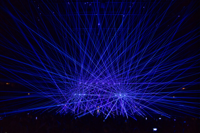 Lepa Brena Tour · 24