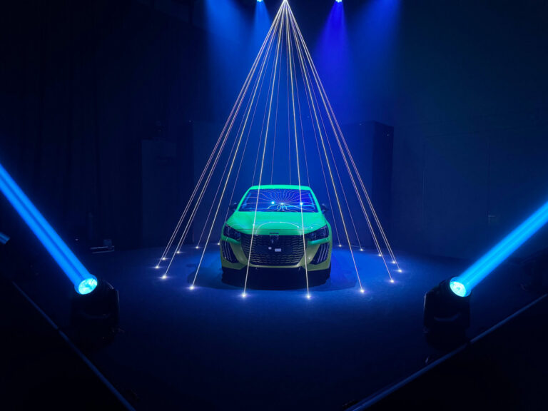 Peugeot Night of Allure · 3