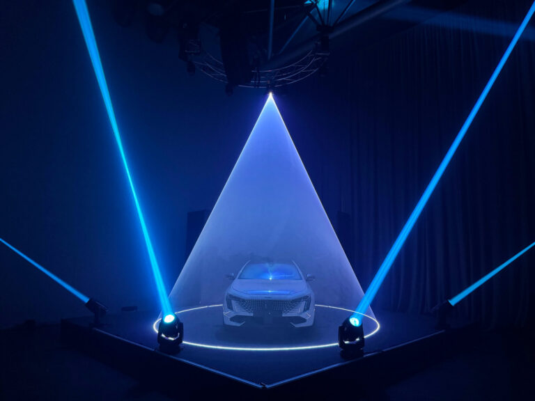 Peugeot Night of Allure · 4
