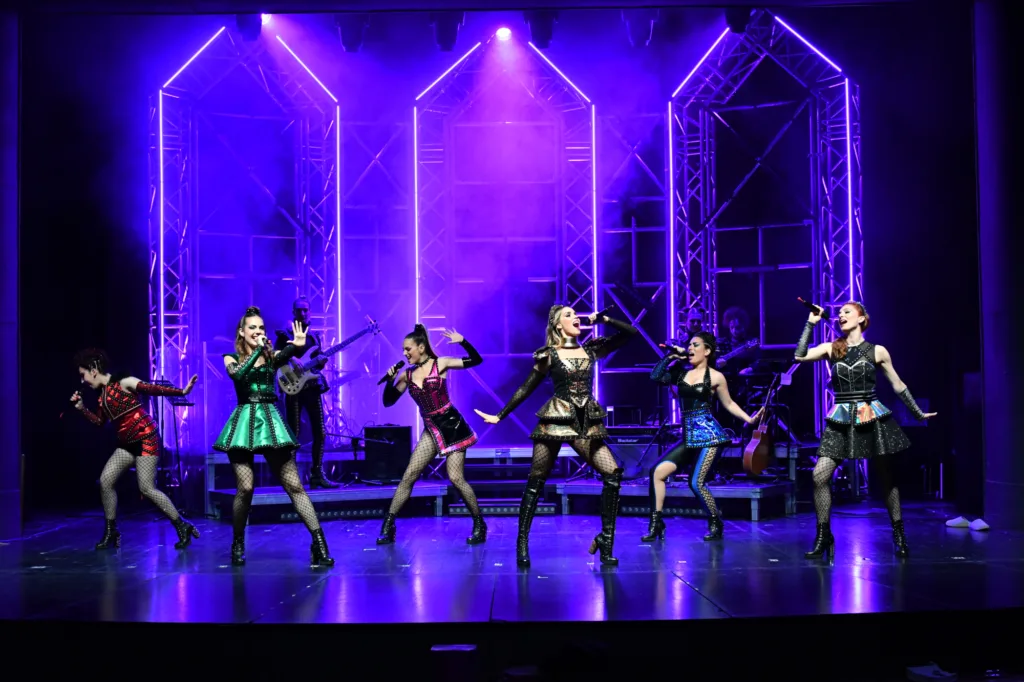 SIX The Musical · 1