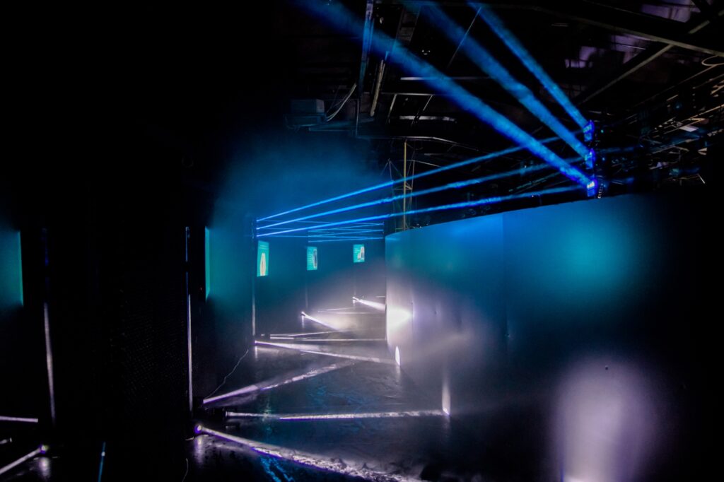 Philip Morris Laser Maze · 1